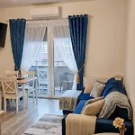In Style Apartment *